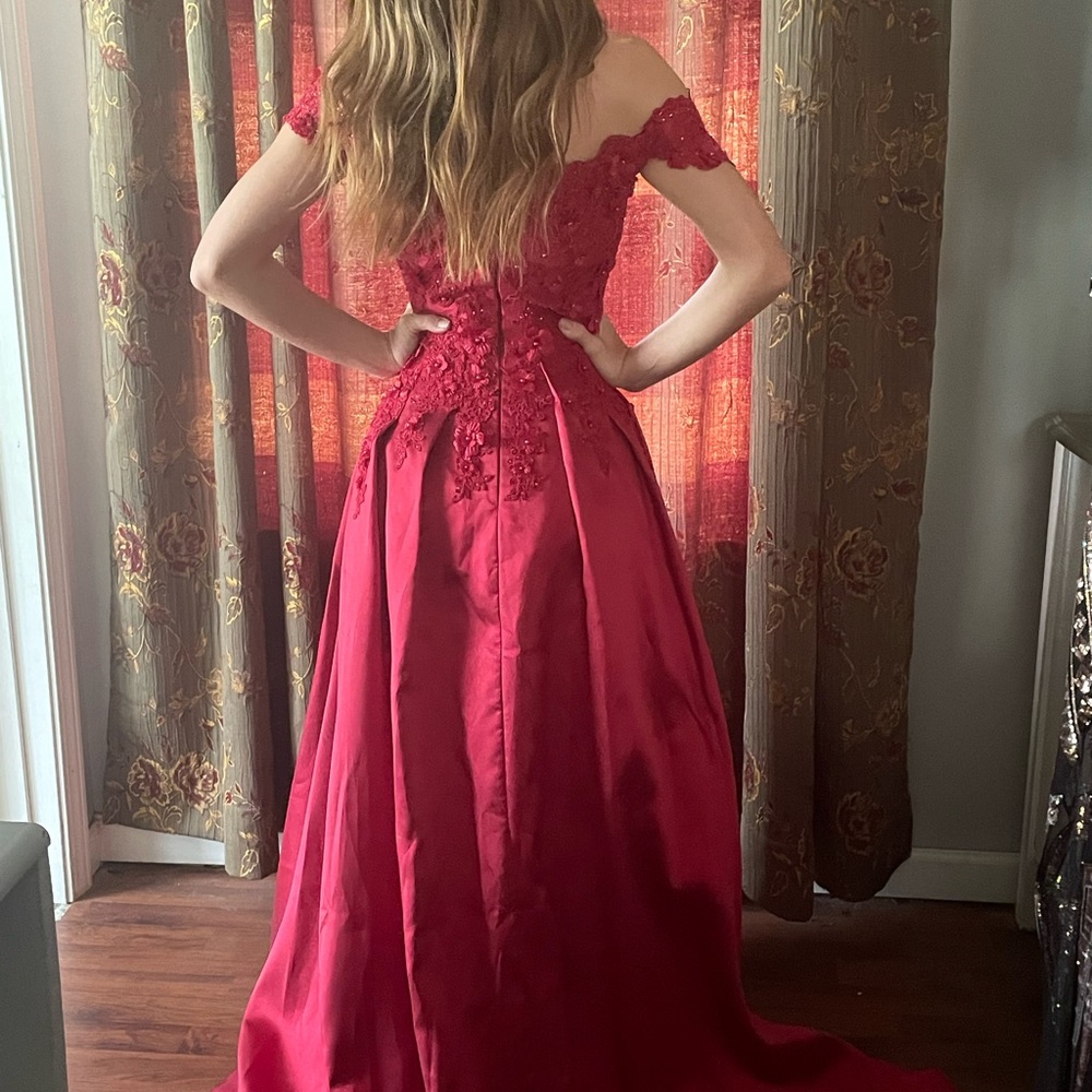 Custom made dress 00